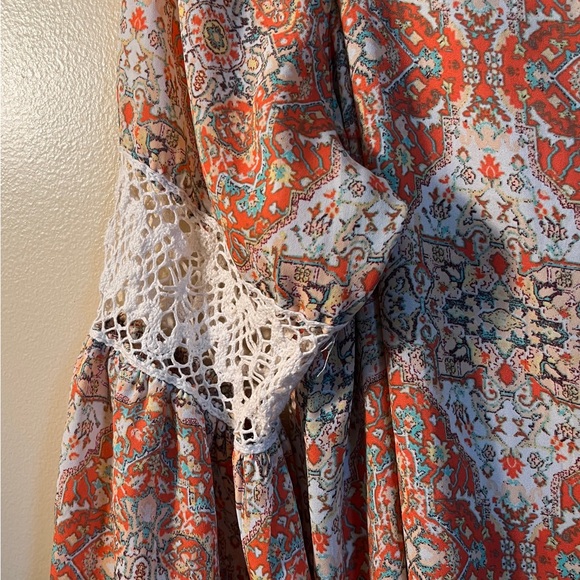Emma & Michele Beautiful Orange Print with 3/4 sleeves. - Picture 4 of 6
